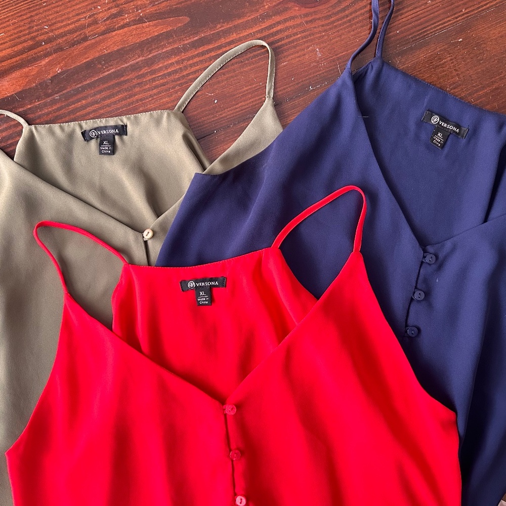 3 Versona tops, Green, Red, Blue size XL